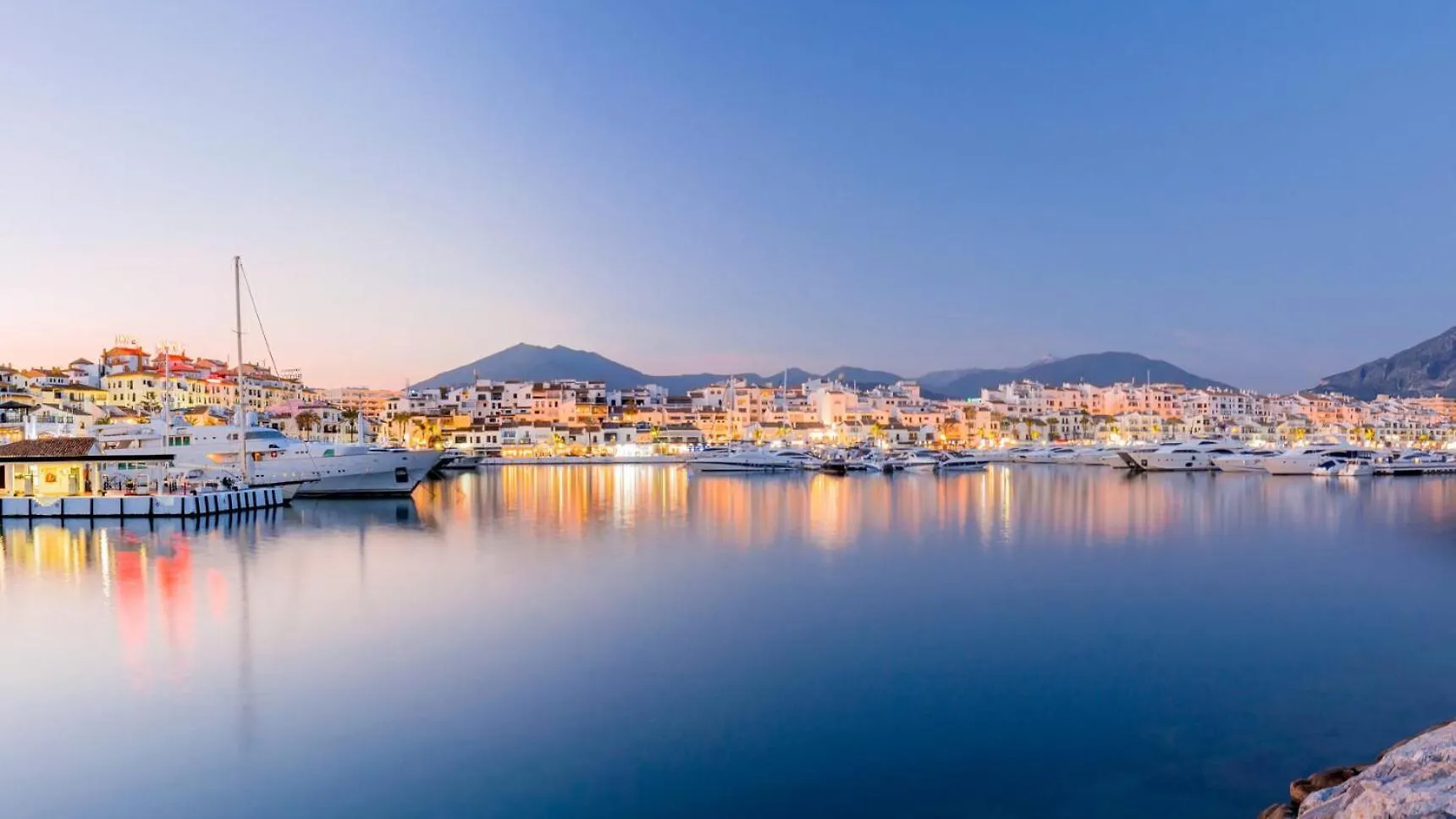 Bonanza Deluxe - Easy Walk To Beach, Benalmadena Marina And Shops