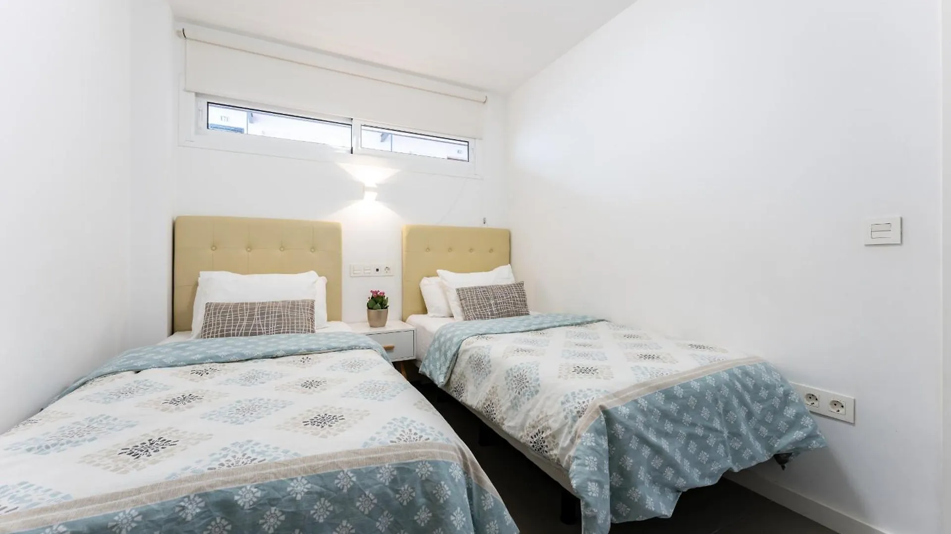 Bonanza Deluxe - Easy Walk To Beach, Benalmadena Marina And Shops 0*,